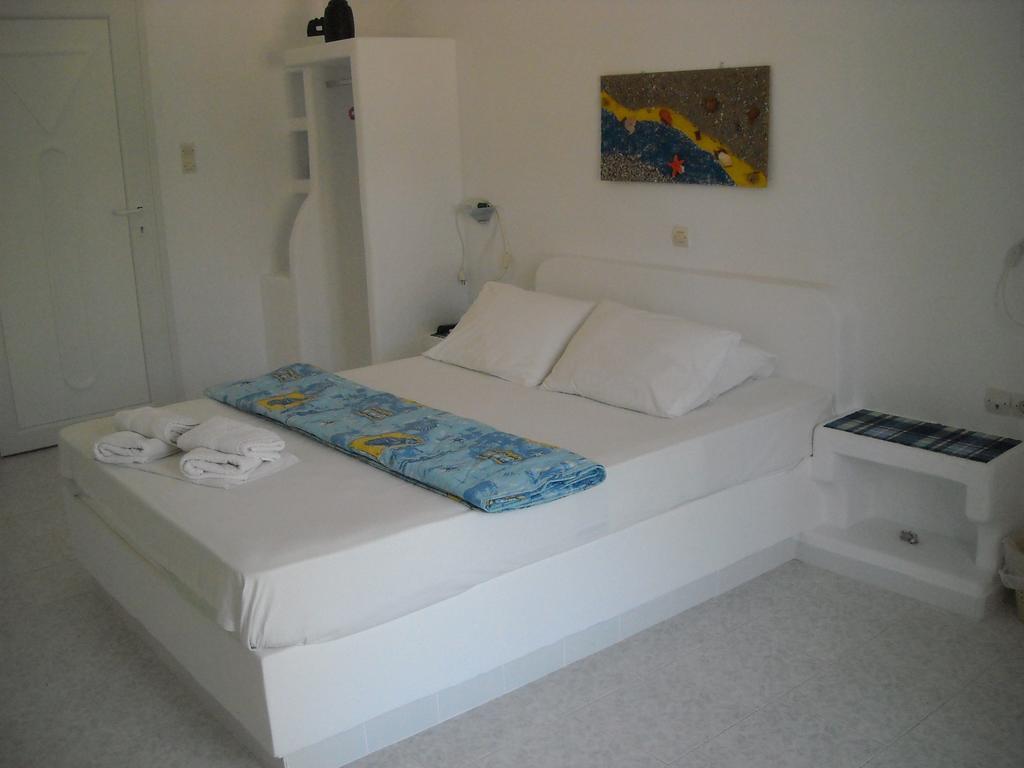 Ostria Vento Hotel Pollonia Luaran gambar